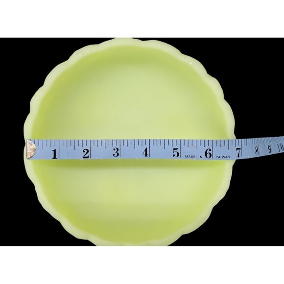 Vintage Fenton Custard Uranium Glass Footed Bowl Water Lilies Scalloped Satin - Picture 13 of 13